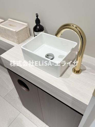 ＧＩＮＺＡ　ＡＲＲＯＷＳ　9F　の洗面所