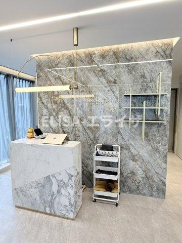 ＧＩＮＺＡ　ＡＲＲＯＷＳ　9F　の内装