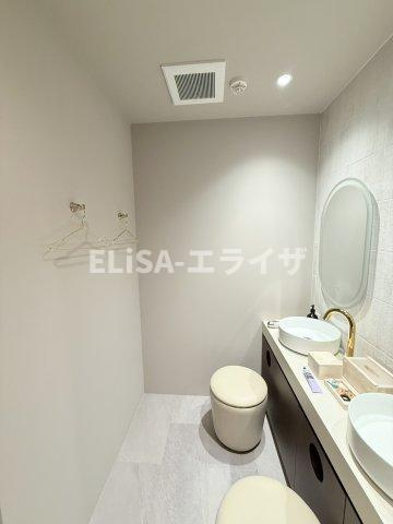 ＧＩＮＺＡ　ＡＲＲＯＷＳ　9F　のトイレ