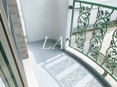 【バルコニー】 | 葉隠 | バルコニーです。