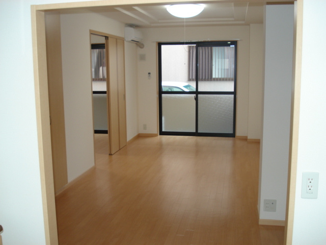 ハイムルミナス　　 刈谷市近郊の賃貸はクラスホーム刈谷店の居間・リビング|リビング②