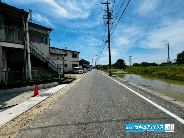 【本日ご案内可能】刈谷市井ケ谷町　全2棟の前面道路含む現地写真|事前予約にて現地ご見学いただけます！お気軽にお問い合わせください♪
■株式会社　セキュアハウス■
住宅ローンに強く、知識、経験豊富なスタッフ在籍
お客様に寄り添い、ご成約後もサポート致します。　　　　