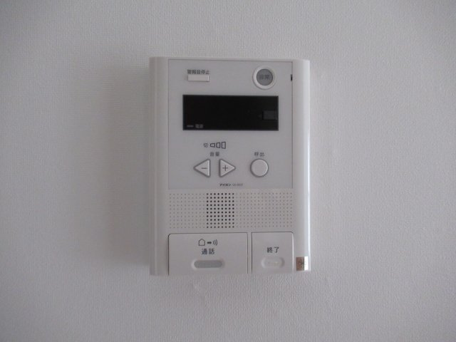 ルゼフィール井吹台　３ＬＤＫの設備|インターホンです