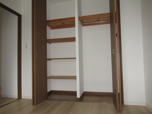 ルゼフィール井吹台　３ＬＤＫの収納|ちょっとした収納スペースも充実しています