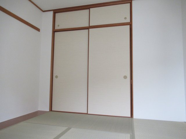 ルゼフィール井吹台　３ＬＤＫの和室|落ち着いた雰囲気の和室付きです