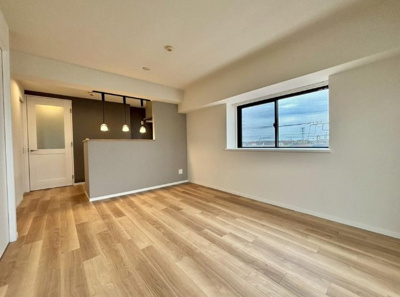 【居間・リビング】 | オレンジコート小手指 | 家族団らん12.9帖のLDKです