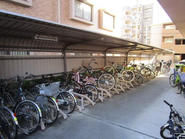 ラルクアンシエルの周辺