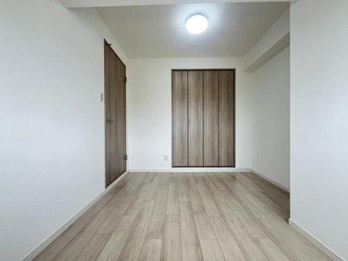 メイツ半田の洋室|洋室5.4帖☆