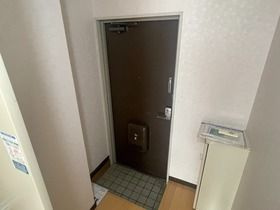 ジョイフルハイツの玄関