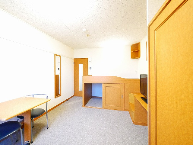 レオパレスリヴェールの洋室|個人の部屋や寝室として使える洋室です