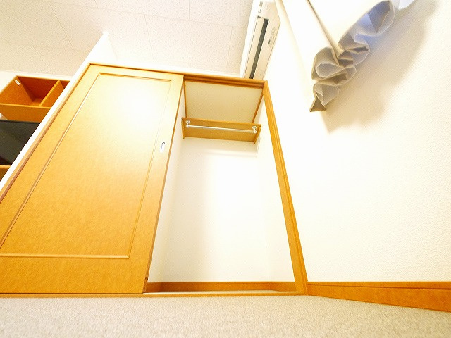 レオパレスリヴェールの収納|専用の収納スペースです