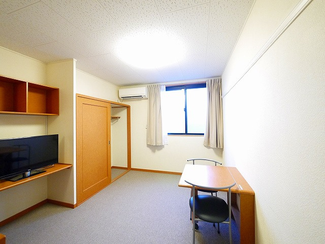 レオパレスリヴェールの寝室|寝室です