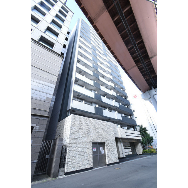 ラヴ神戸三宮の外観