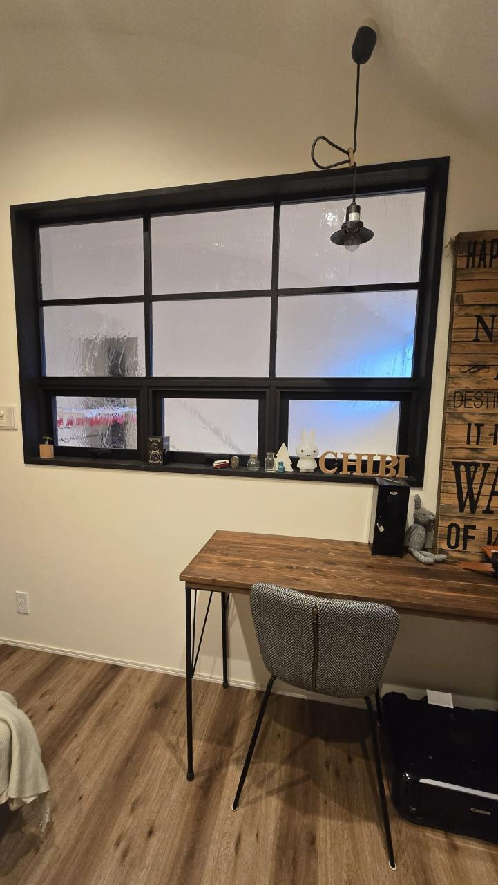 若草南町　中古戸建　（デザイナーズ住宅）の洋室