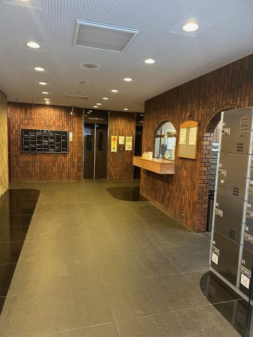 【ロビー】 | ハイネスロワイヤル