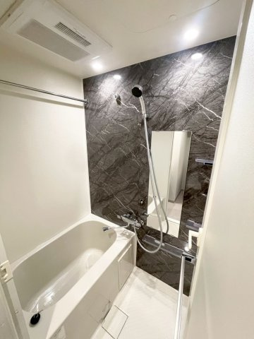 LEXE横濱関内の浴室|LEXE横濱関内