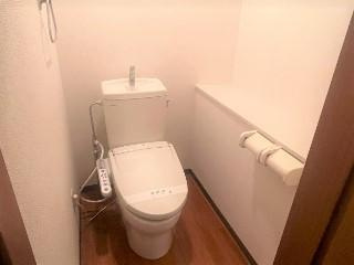 ビエント小机のトイレ|シャワー付トイレ（イメージ）