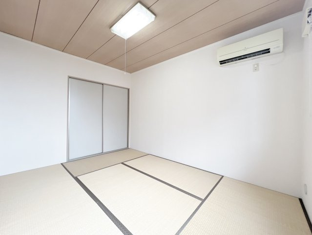 セジュール下長の和室