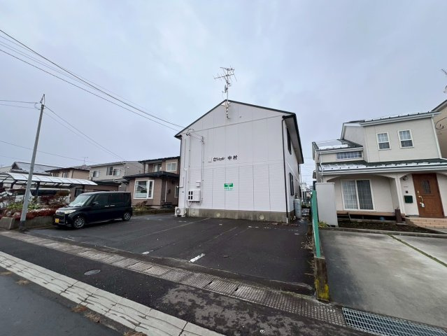 セジュール下長の駐車場