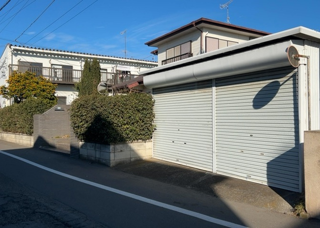【外観】 | 土地探しをしていると都市計画区域という言葉を目にすると思います。法律によって、都道府県知事や国土交通大臣が指定するエリアのことを指しており、都市計画区域は市街化区域と市街化調整区域に分けられています。