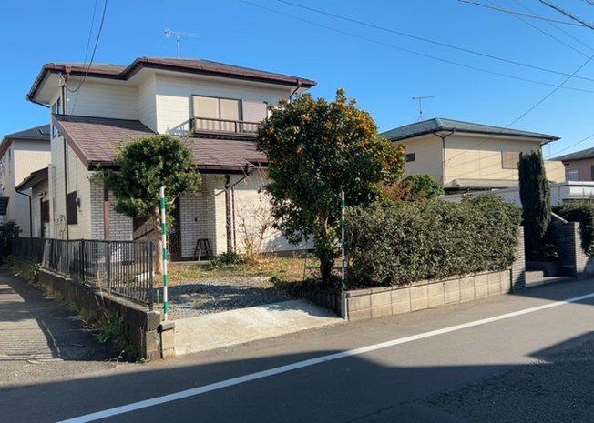 【外観】 | 販売されている全ての土地が、宅地用の土地であるとは限りません。都市計画法に基づき、基本的に住宅を建てることができるのは土地計画区であることに加え、市街化区域として定められている地域のみとなっています。