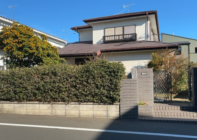 【外観】 | 家を建てる前提で土地を探している場合、地盤の丈夫さは譲れない条件の一つです。地盤が脆弱だと追加工事が必要となります。また、過去に地盤沈下や液状化現象を起こした土地は、できるだけ避けた方がいいでしょう。