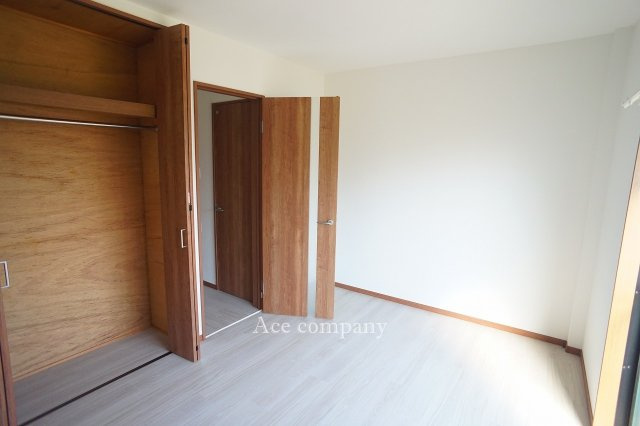 【子供部屋】 | 生野区巽南5丁目 | 【1階：洋室】クローゼット新設です♪