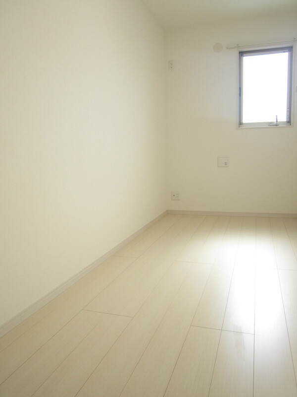 リブリ・Rinの洋室