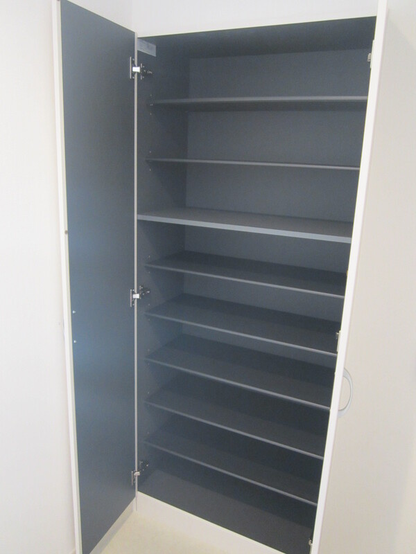 リブリ・Rinの玄関