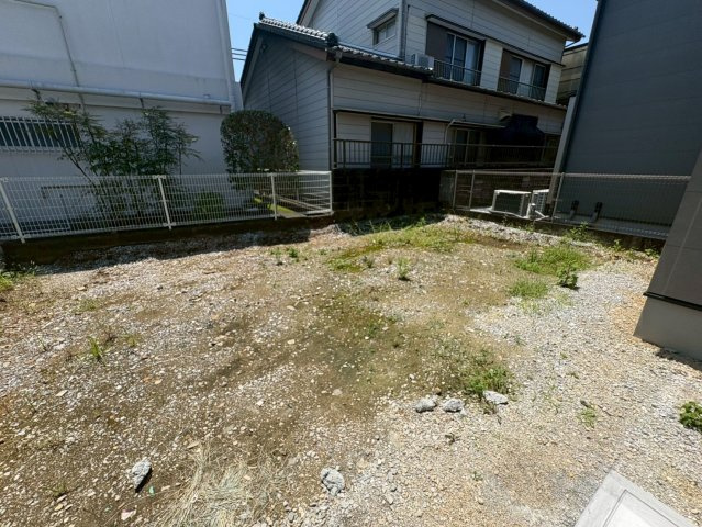 「南庭付き」高知市介良乙　新築一戸建ての庭|ガーデニングや家庭菜園、お子様の遊び場など、ライフスタイルに合わせてマルチに活用できるお庭です。
