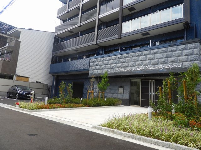 プレサンスOSAKA DOMECITYスクエアのエントランス