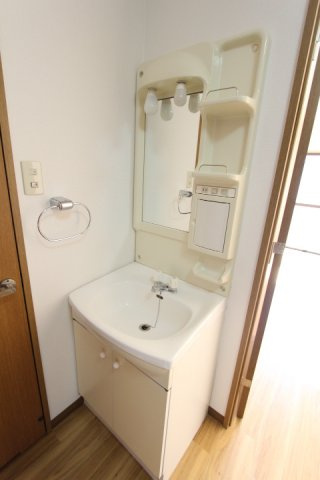 アンソレイエの洗面所|スペースが確保できる洗面所です