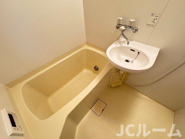 メゾンスバルの浴室|同間取り別の部屋の写真です