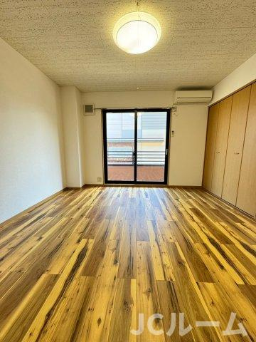 メゾンスバルの居間・リビング|同間取り別の部屋の写真です