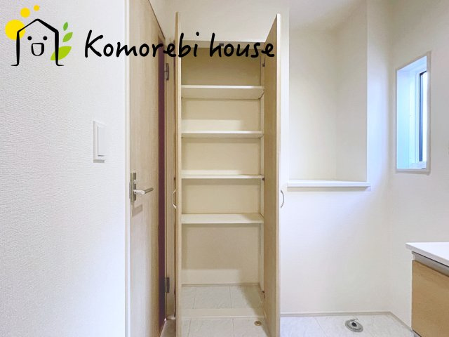 桶川市坂田　11期　新築一戸建て　ブルーミングガーデン　01の収納|1/10　撮影済み