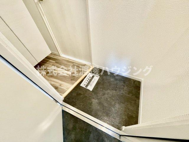 ランコントル江坂の玄関