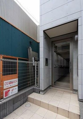 【エントランス】 | リーブ・レガーロ・K | 毎日通るエントランスはこのようになっています