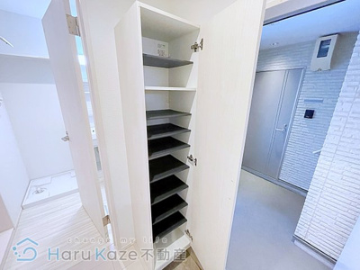 【玄関】 | REGALEST BRICKS【名古屋市賃貸・エアコン】