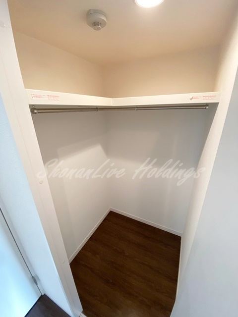 藤沢市湘南台５丁目のアパートの収納|奥行きのあるクローゼット♪