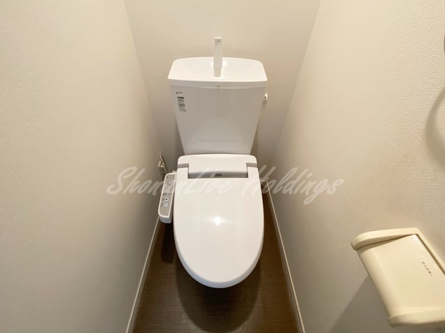 藤沢市湘南台５丁目のアパートのトイレ|温水洗浄便座付き♪