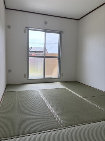 クレールメゾンＮＡＫＡの居間・リビング|居室3