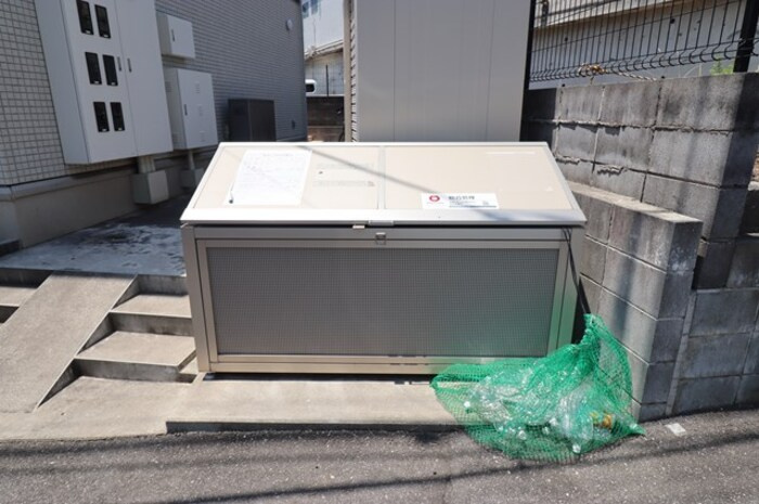 ローカス・グランデのその他