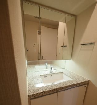 千代田区東神田１丁目の賃貸マンション