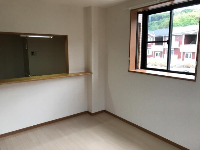 ヒルズ宮ノ下Ｂの居間・リビング|リビング