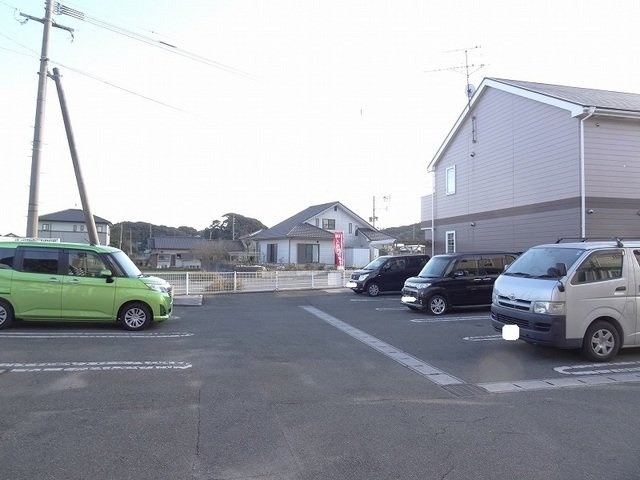 サンハイム柿ノ木Ａの駐車場