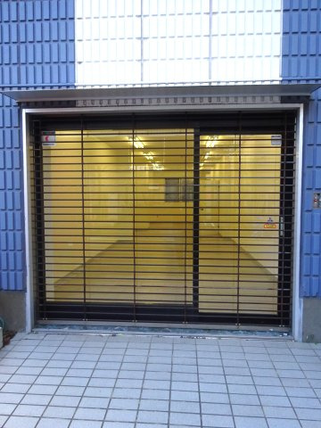 ブオナスタンザ新検見川のエントランス