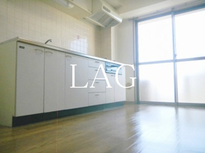 【居間・リビング】 | ルート立川 | 洋室のお部屋です。