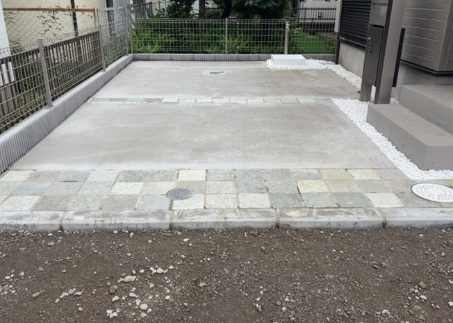 【駐車場】 | 駐車場と明記されていても、最小スペースでつくられた駐車場だと大型車は駐車できなかったり、出入りしにくくなったりする可能性があります。お車のサイズと購入したい物件の駐車場のサイズを現地で確認しましょう。