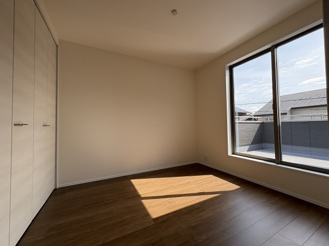 【子供部屋】 | 福岡市南区長住5丁目第8　1号棟（全3棟）【仲介手数料無料・0円】 | 施工例。施工例は完成時と異なる場合があります。