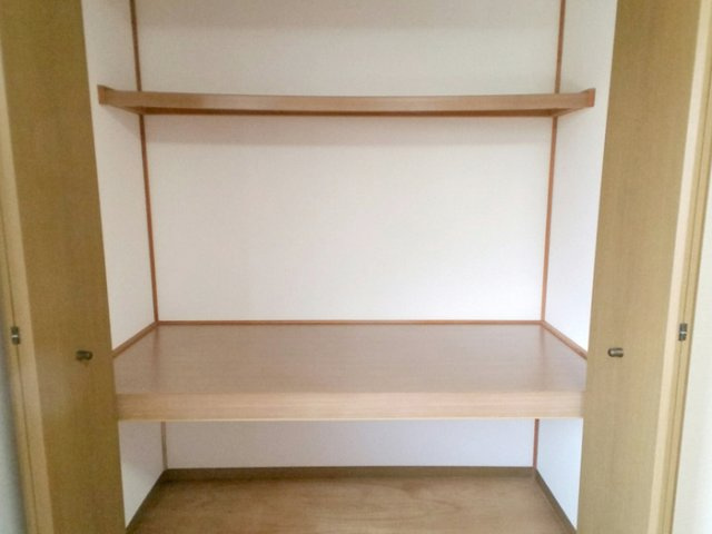 メゾン・ド・ファミール　Ａの収納